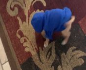 Have you ever seen a puppy struggling with a hoodie that&#39;s too big for it? It is a comical sight, one that is on display in this video. &#60;br/&#62;&#60;br/&#62;&#92;